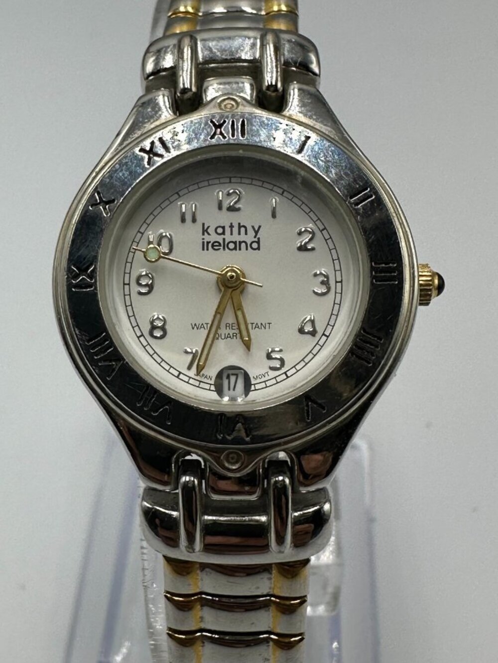 3/$30 Kathy Ireland Watch Women Silver Gold Two Tone Date Stretch Band 6.75"
